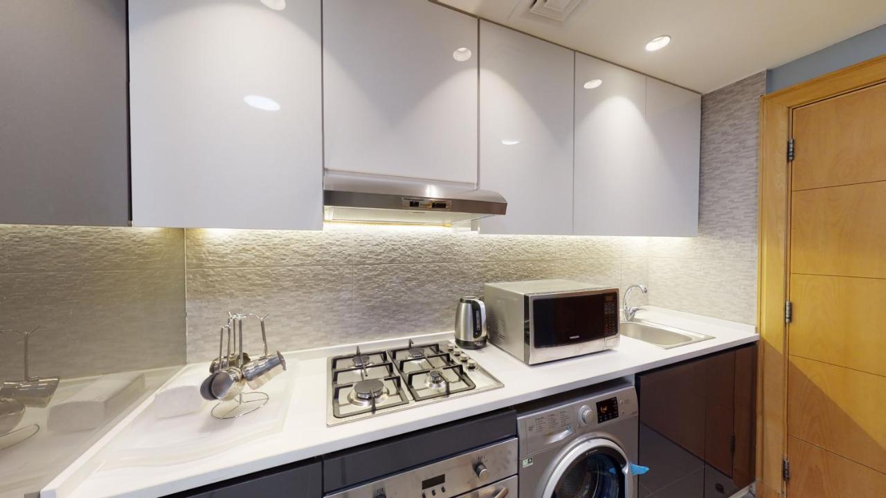 Al Fares Luxury Furnished Apartment-Damac Tower Luaran gambar
