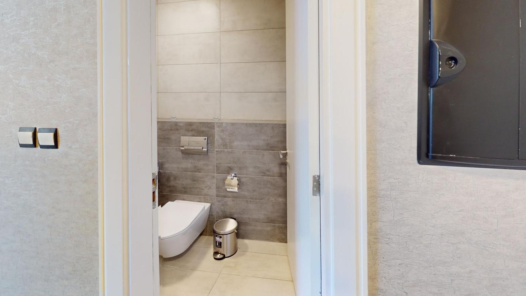 Al Fares Luxury Furnished Apartment-Damac Tower Luaran gambar